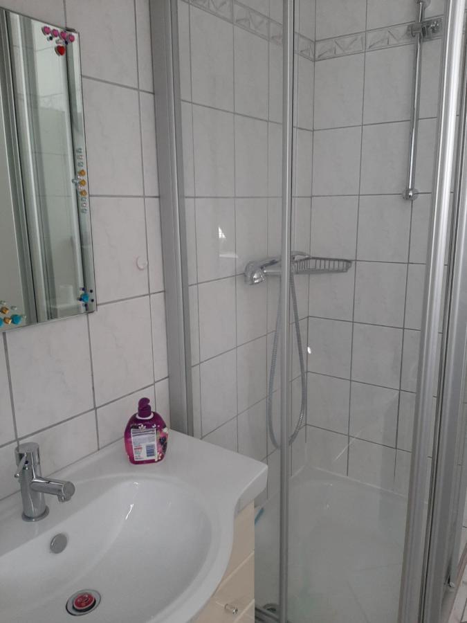 Familienfreundliche Ferienwohnung Auf Dem Lande Monteur Wohnung Hessisch Oldendorf المظهر الخارجي الصورة
